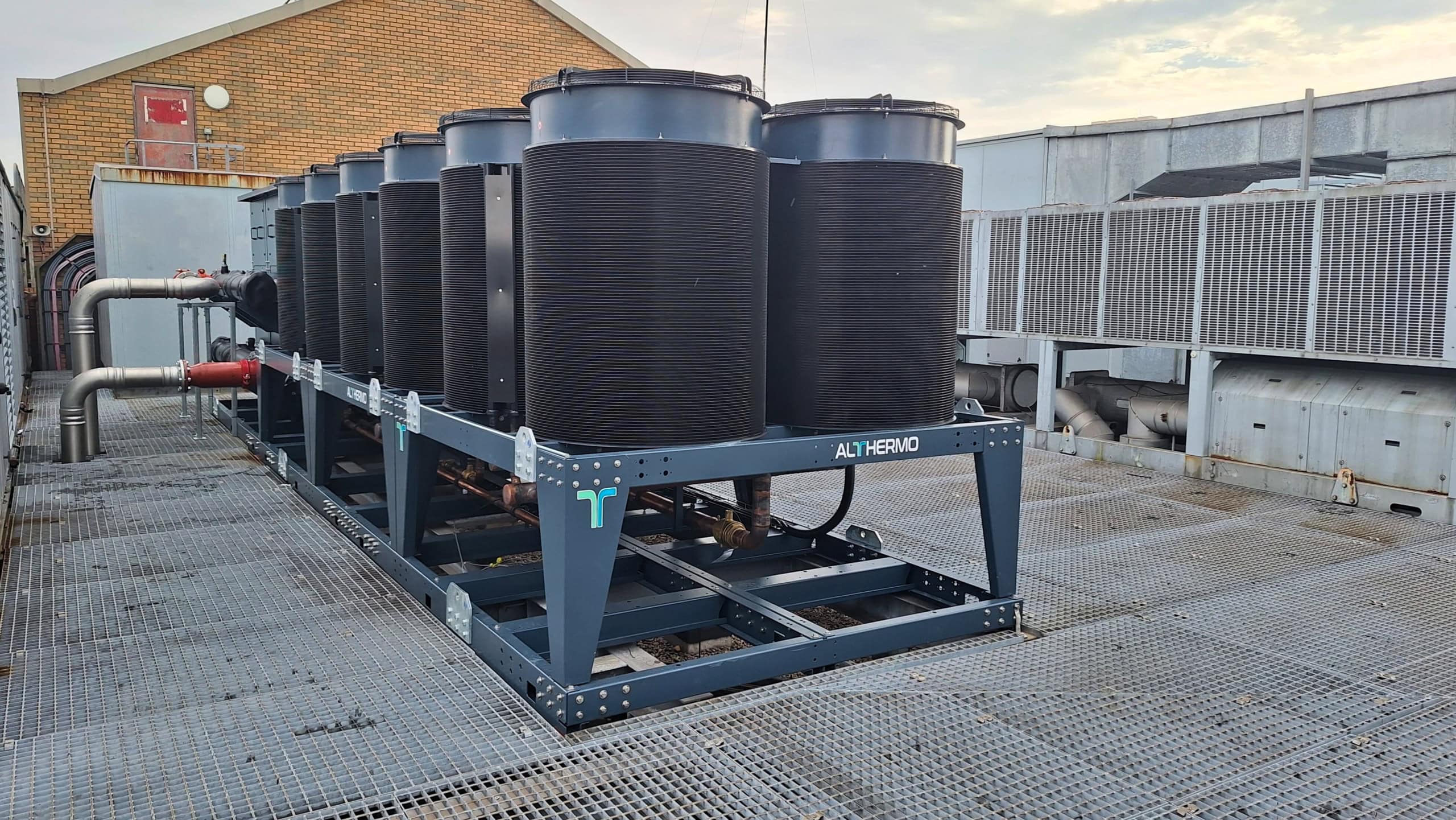 Unit 3 Geoclima chiller on John Lewis' rooftop in Glasgow